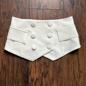 Aavelle Off White Waist Girdle